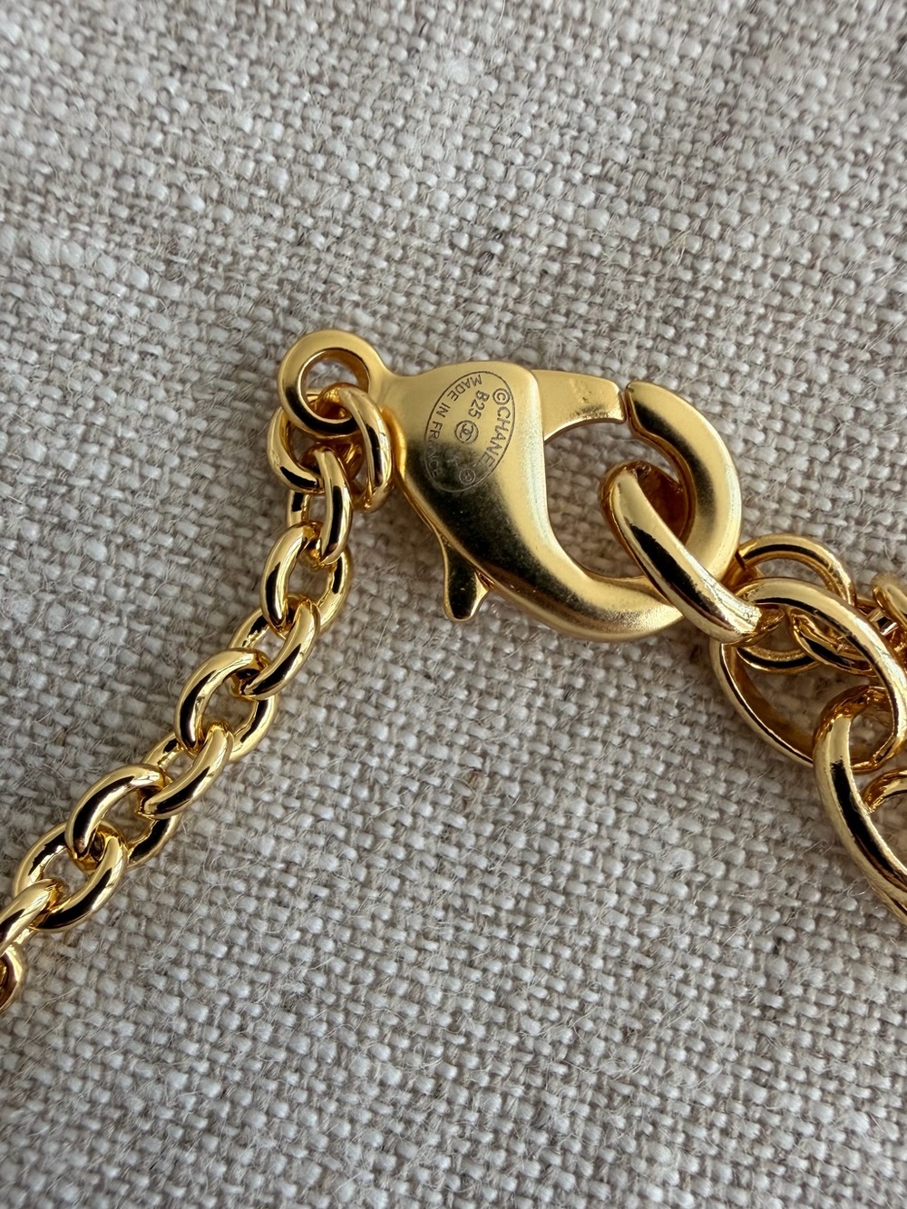 CHANEL Gold Chain Necklace with Black Enamel CC Logo Pendant - Picture 10 of 10